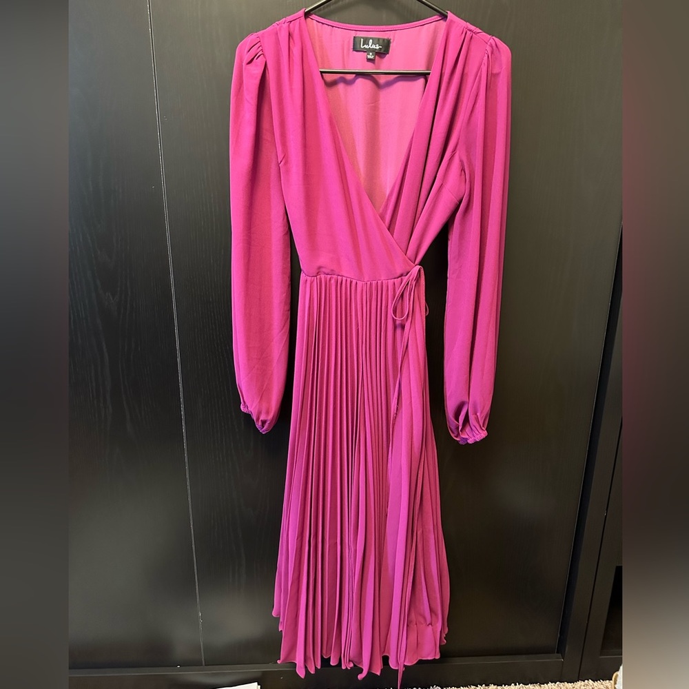 LULUS FUCHSIA MIDI WRAP DRESS S